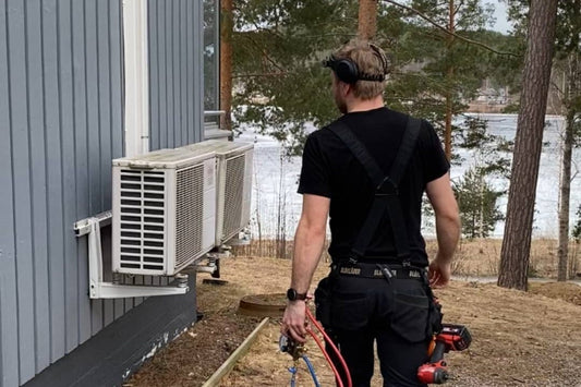 Kondessiveden tehokas poistaminen on ilmalämpöpumpussa tärkeää.