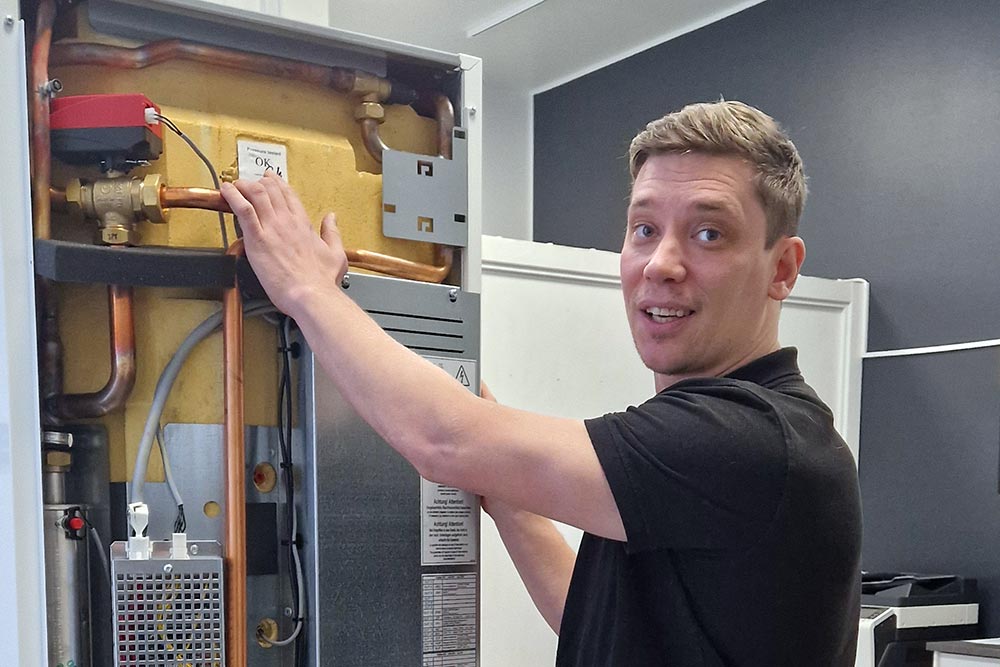 Talokauppojen yhteydessä tehtävä maalämpöpumpun huolto lisää ostajan turvaa.